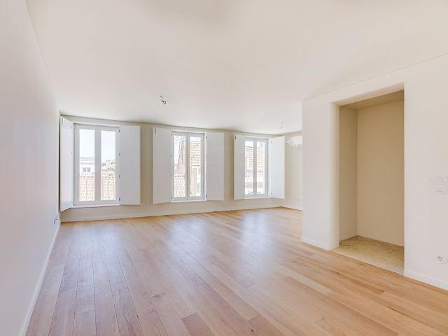 Apartamento venda em Santo António, Lisboa