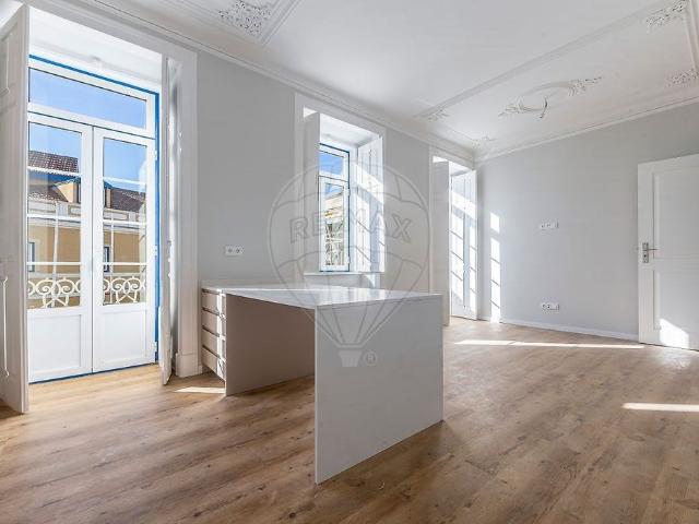 Apartamento venda em Núcleo Urbano Histórico de Paço de Arcos, Oeiras