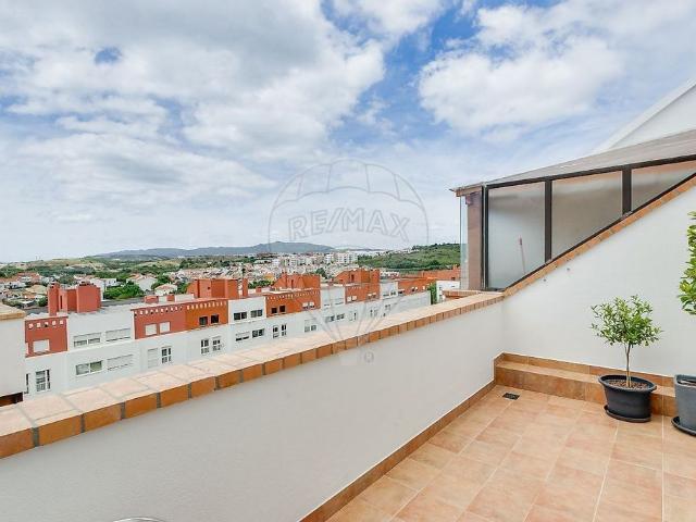 Apartamento venda em Talaíde, Oeiras