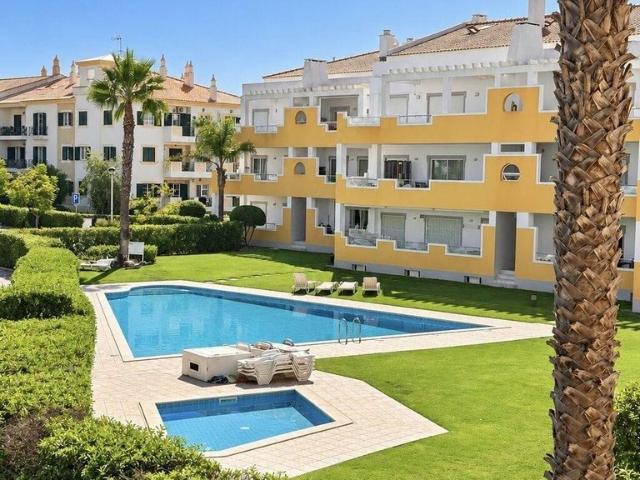 Apartamento venda em Quarteira, Loulé