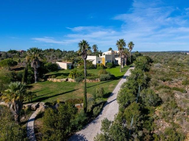 Casa venda em Bensafrim, Faro