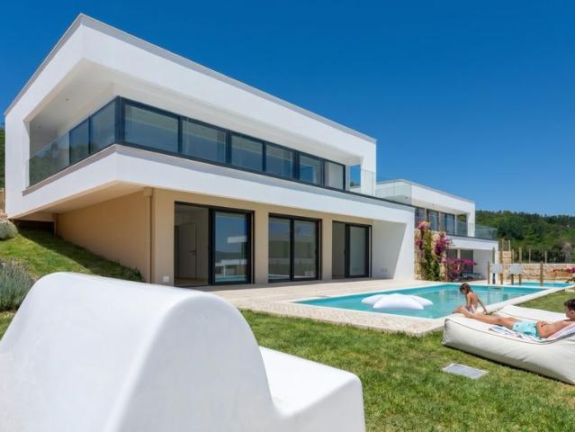 Casa venda em Pederneira, Leiria