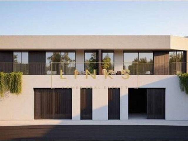 Casa venda em Estreito de Câmara de Lobos, Câmara De Lobos