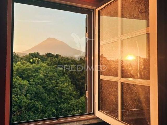 Casa venda em Açores, Madalena