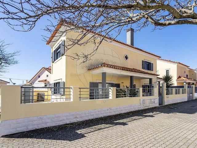 Casa venda em Bairro dos Quatro, Odivelas
