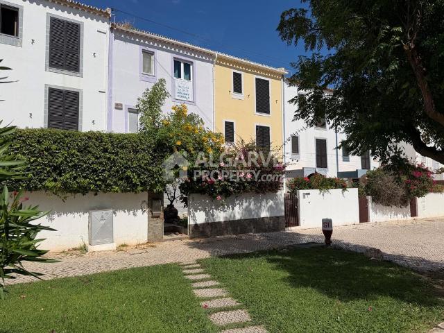 Casa venda em Quarteira, Loulé