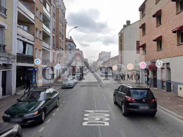 Local Commercial vente à La Courneuve, 4000 Nord