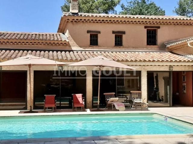 Maison vente à Apt, Ménerbes