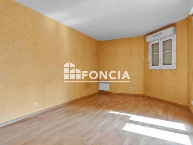 Appartement vente à Rambouillet, Voisins-le-bretonneux