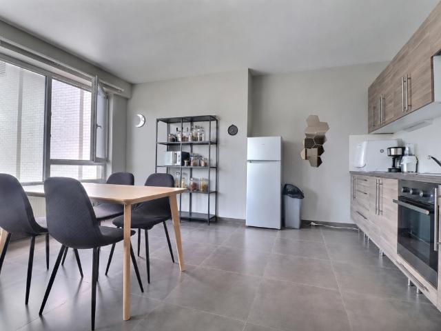 Appartement vente à Charleroi, Wallonie