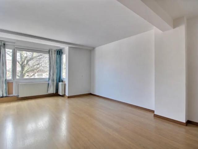 Appartement vente à Charleroi, Wallonie