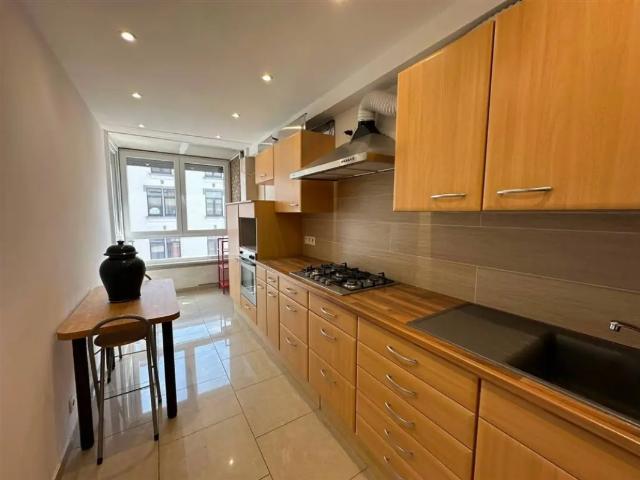 Appartement vente à Charleroi, Wallonie