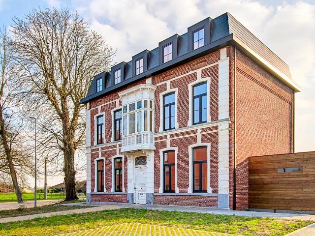Appartement vente à Esquelmes, Wallonie