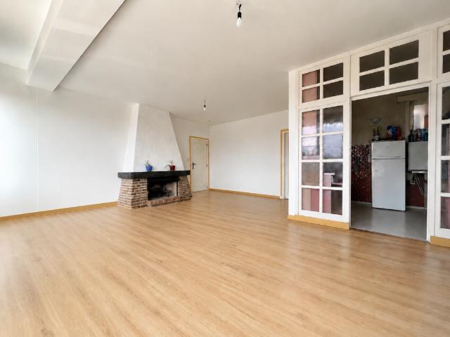 Appartement vente à Charleroi, Wallonie