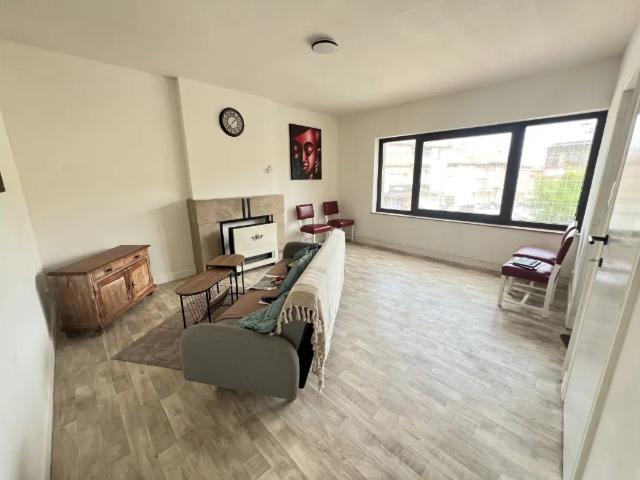 Appartement vente à Charleroi, Wallonie