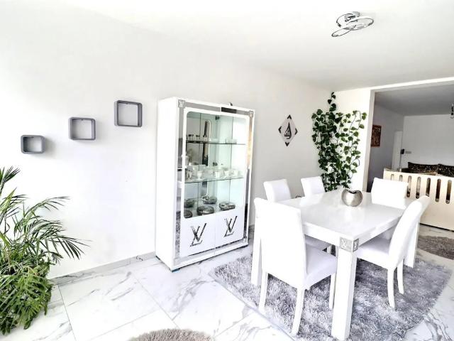 Appartement vente à Charleroi, Wallonie