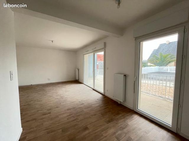 Appartement vente à Tournon-sur-Rhône, Châteaubourg