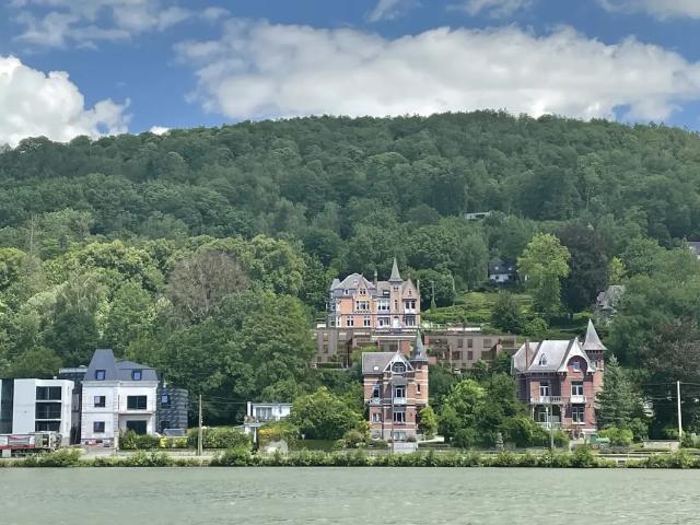 Appartement vente à Yvoir, Wallonie