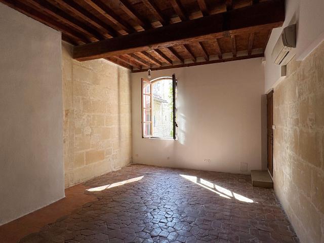Maison vente à Arles