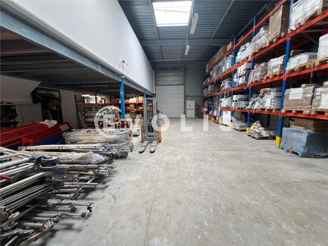 Local Commercial vente à Melun, Savigny-le-temple