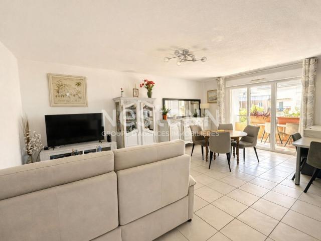 Appartement vente à Arrondissement de Draguignan, Saint-raphaël