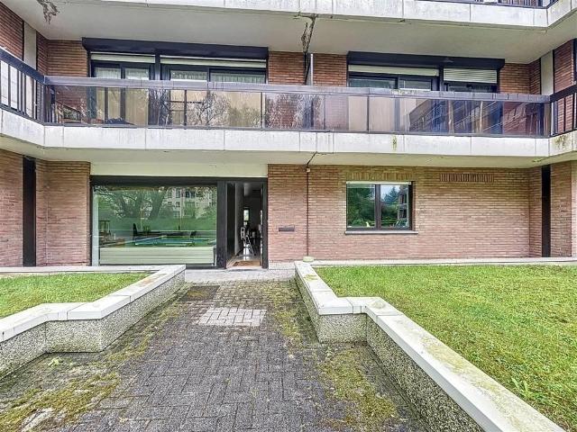 Bureau vente à Anderlecht, Bruxelles