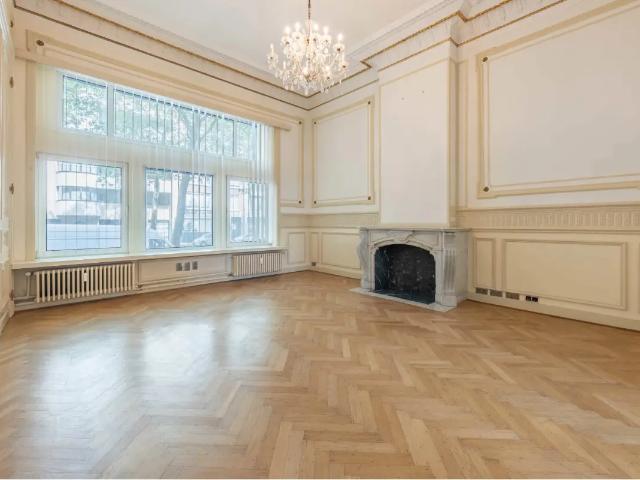 Bureau vente à Antwerpen
