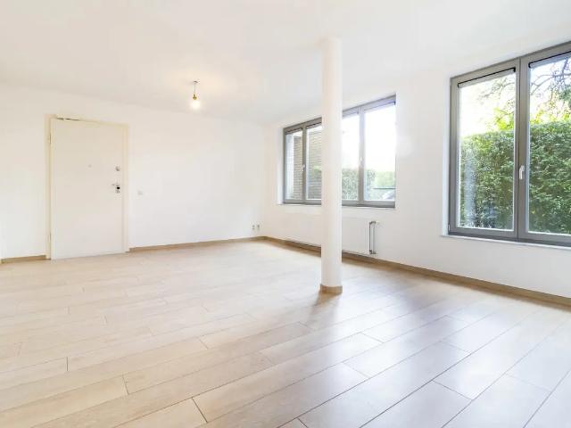 Bureau vente à Auderghem - Oudergem, Brussel-Hoofdstad - Bruxelles-Capitale