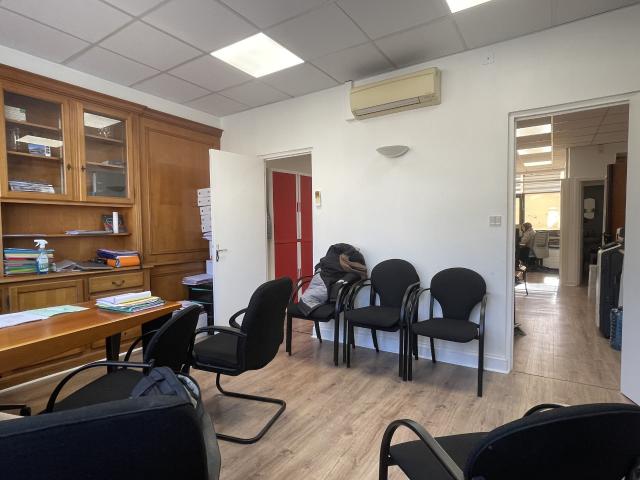 Bureau vente à Angers