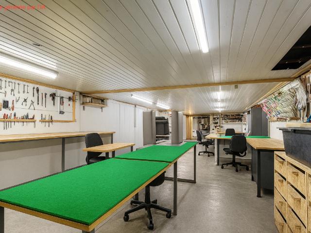 Bureau vente à Berchem-sainte-agathe, Bruxelles