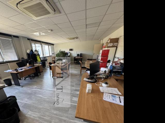 Bureau vente à Centre Ville, Vitry-sur-Seine