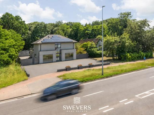 Bureau vente à Diepenbeek, Limburg