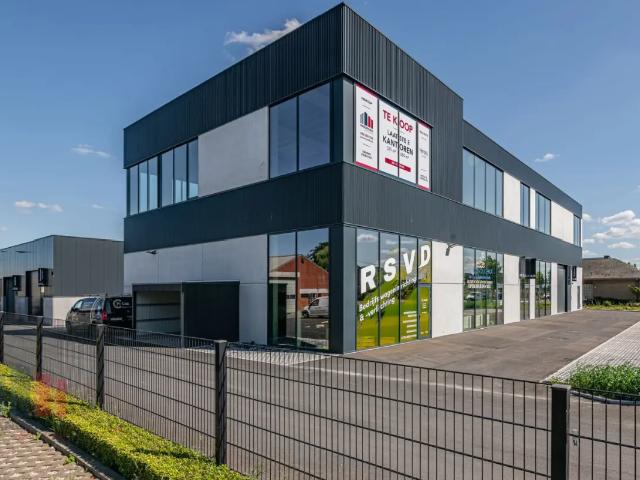 Bureau vente à Gits, West-Vlaanderen