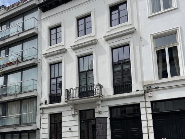 Bureau vente à Elsene, Bruxelles