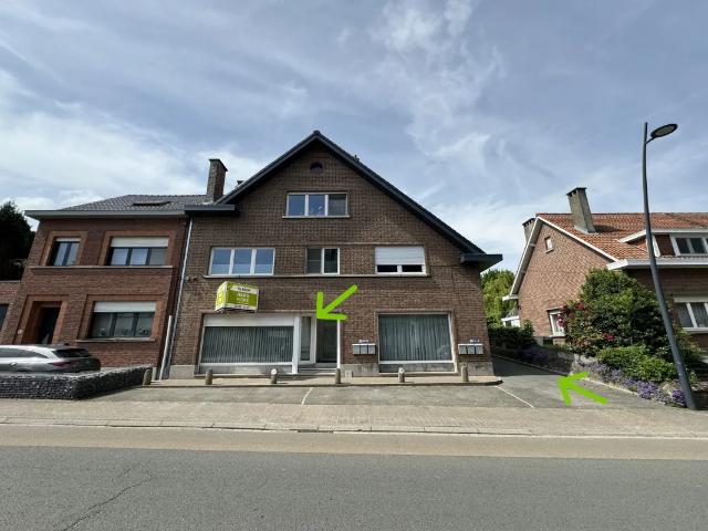 Bureau vente à Sint-pieters-leeuw, Brabant
