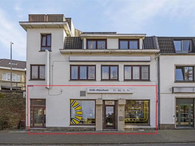 Bureau vente à Looz, Limburg