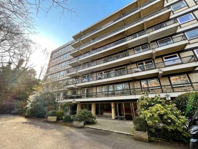Bureau vente à Uccle, Bruxelles
