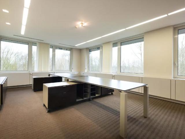 Bureau vente à Waterloo, Wallonie