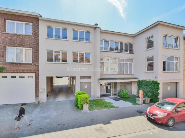 Bureau vente à Sint-lambrechts-woluwe, Bruxelles