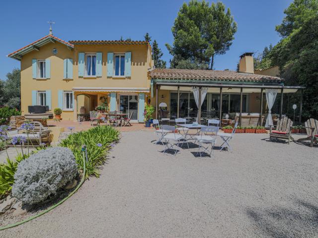 Maison vente à Marseille, Cassis