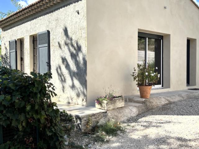 Maison vente à Carpentras, Sainte-cécile-les-vignes