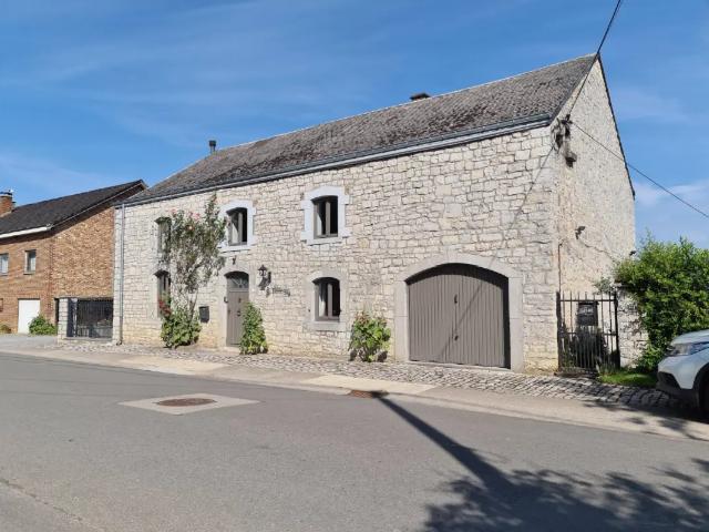 Château vente à Humain, Marche-en-Famenne