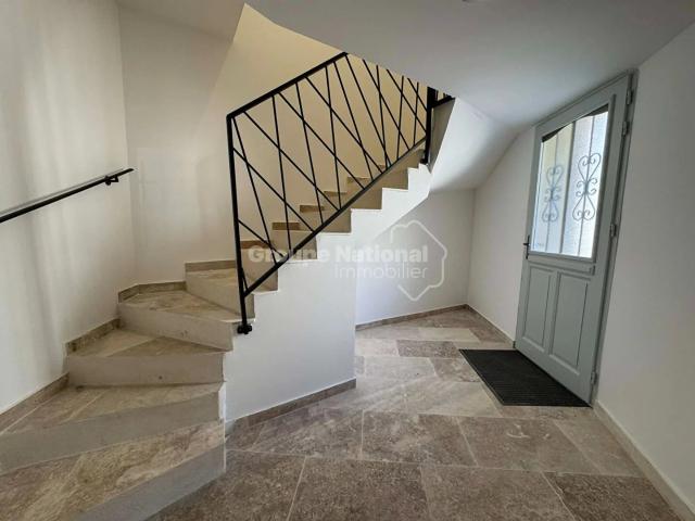 Maison vente à Arles, La Salle Les Alpes