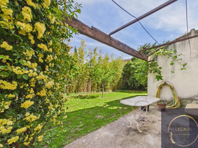Maison vente à Arles, La Salle Les Alpes
