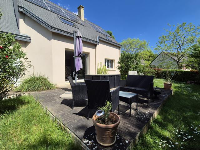 Maison vente à Saint-Denis-d'Anjou, Mayenne