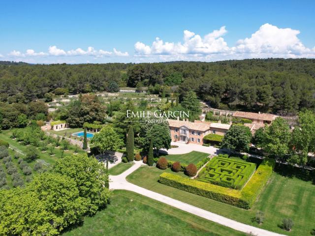Maison vente à Aix-en-Provence, Aix-en-provence
