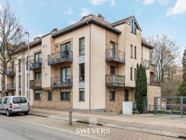 Duplex vente à Genk, Limburg