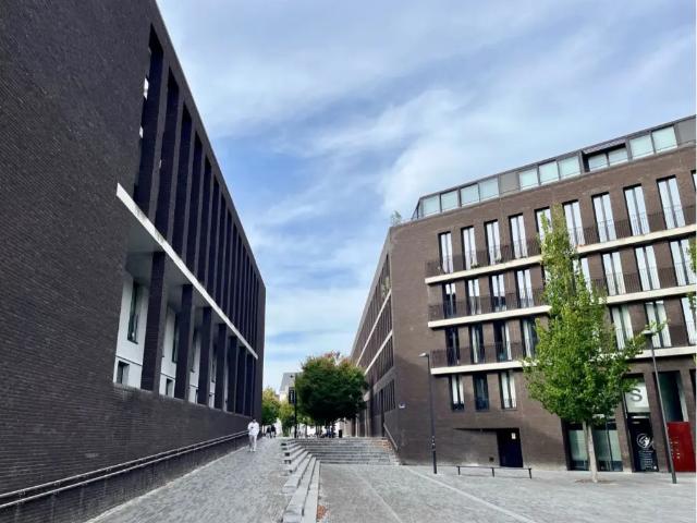 Duplex vente à Mons
