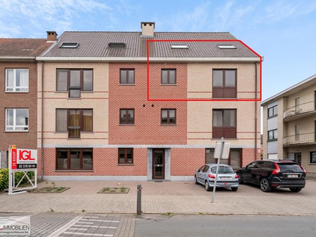 Duplex vente à Sint-pieters-leeuw, Brabant
