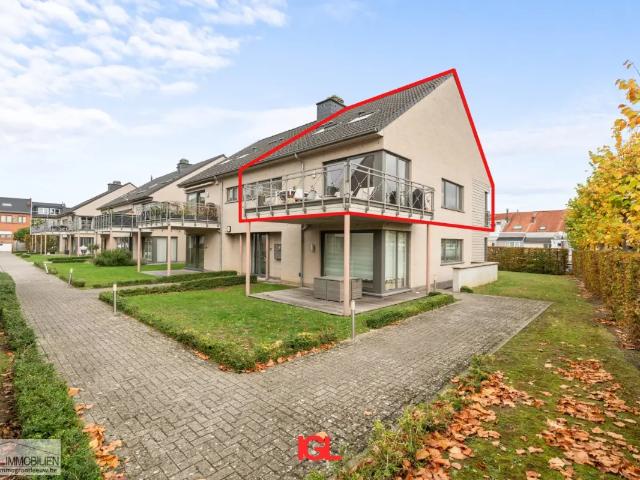 Duplex vente à Sint-pieters-leeuw, Brabant